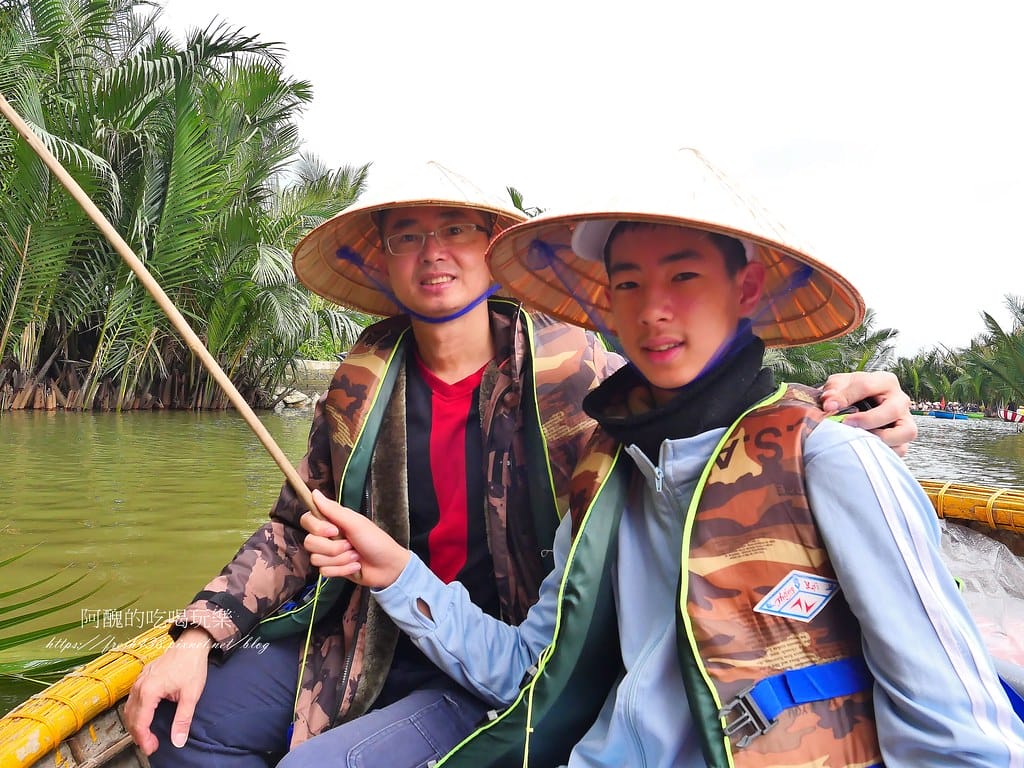 【越南旅遊】迦南島一日遊,搭乘竹桶船、釣螃蟹、看表演,中越必玩的景點。 - 第31張圖 12