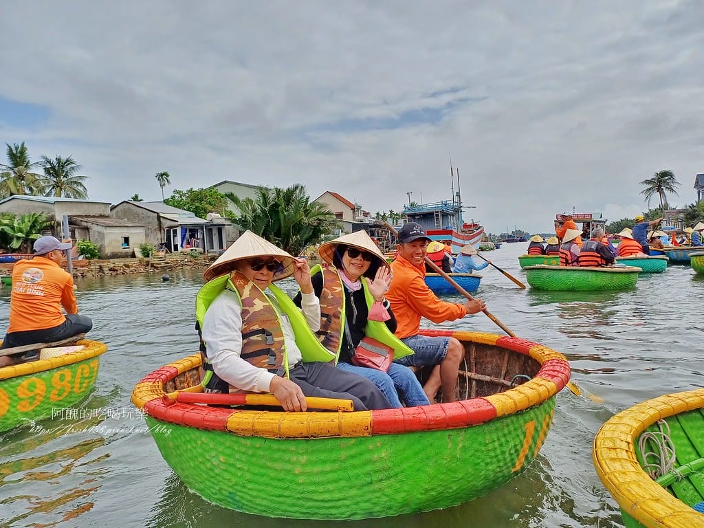 【越南旅遊】迦南島一日遊,搭乘竹桶船、釣螃蟹、看表演,中越必玩的景點。 - 第41張圖 25
