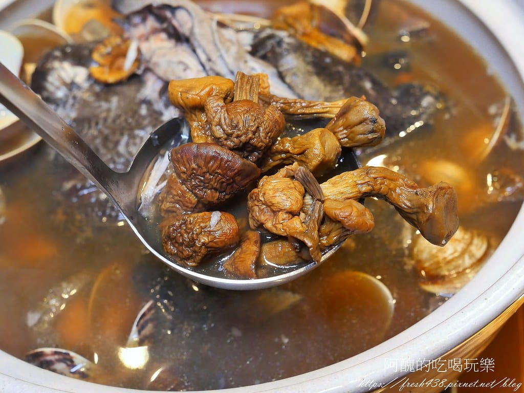 【桃園美食】梁家私廚,新開幕的中壢無菜單料理,免服務費,一次只接待一組貴賓,預約才吃得到。 - 第35張圖 36