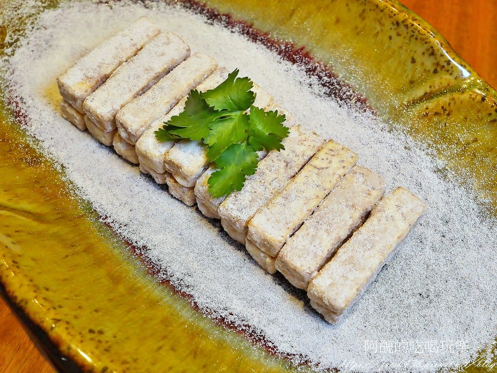 【桃園美食】梁家私廚,新開幕的中壢無菜單料理,免服務費,一次只接待一組貴賓,預約才吃得到。 - 第49張圖 51