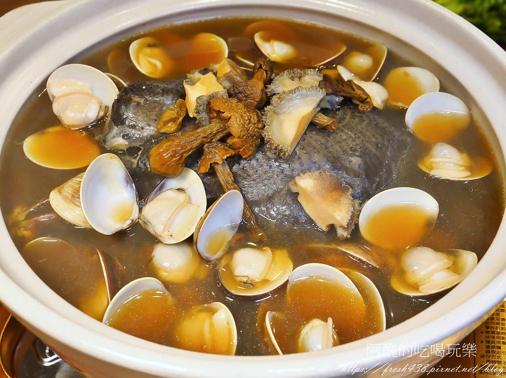 【桃園美食】梁家私廚,新開幕的中壢無菜單料理,免服務費,一次只接待一組貴賓,預約才吃得到。 - 第34張圖 35