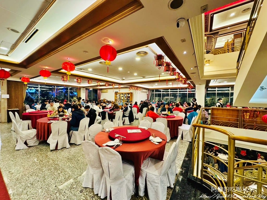 【新北美食】青青餐廳,土城老字號餐廳,聚餐、宴客的好所在。 - 第7張圖 4(1樓)