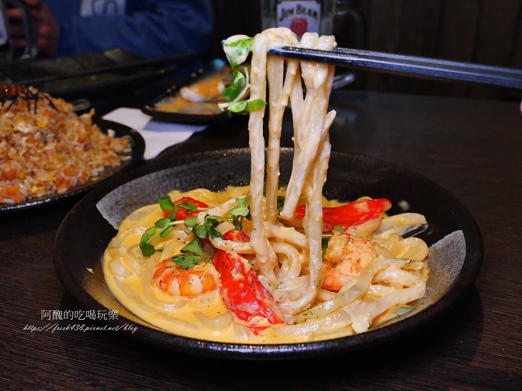 【新北美食】老串角居酒屋-新莊店,空間寬敞,聚餐、小酌、放鬆的好去處。 - 第38張圖 25-3