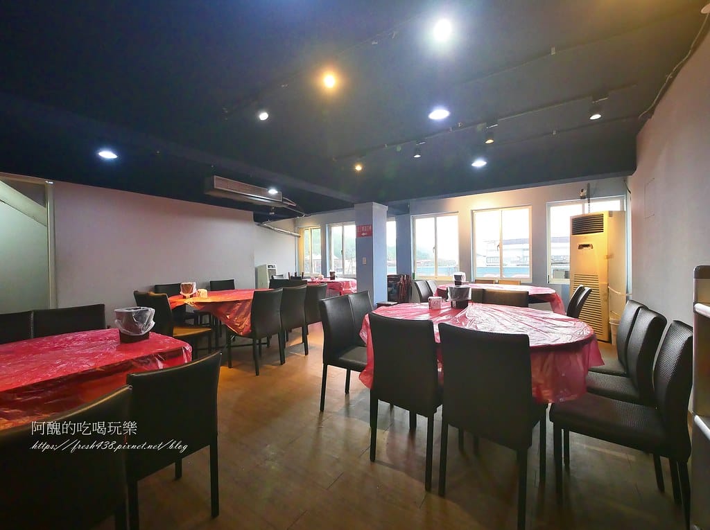 【萬里美食】阿杰萬里蟹,吃海鮮,找阿杰,海產鮮美無比,對面就有停車場。 - 第17張圖 9