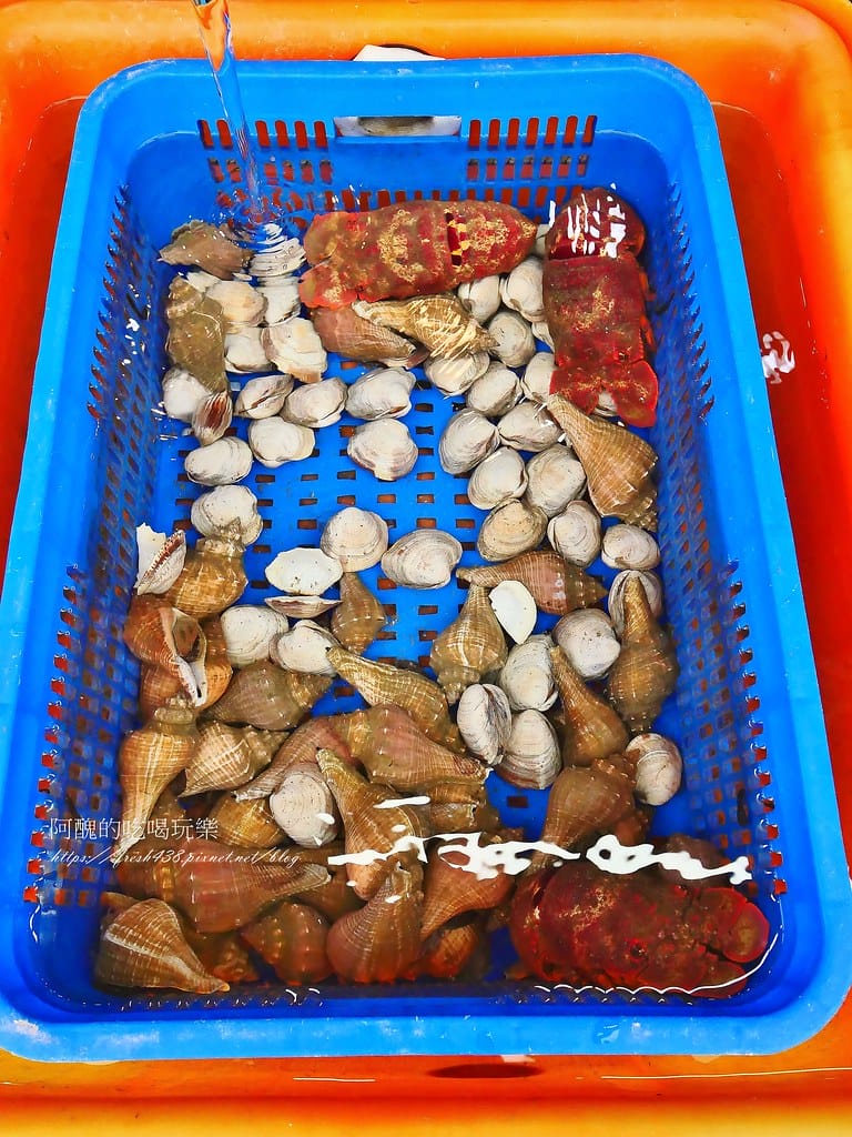 【萬里美食】阿杰萬里蟹,吃海鮮,找阿杰,海產鮮美無比,對面就有停車場。 - 第7張圖 13