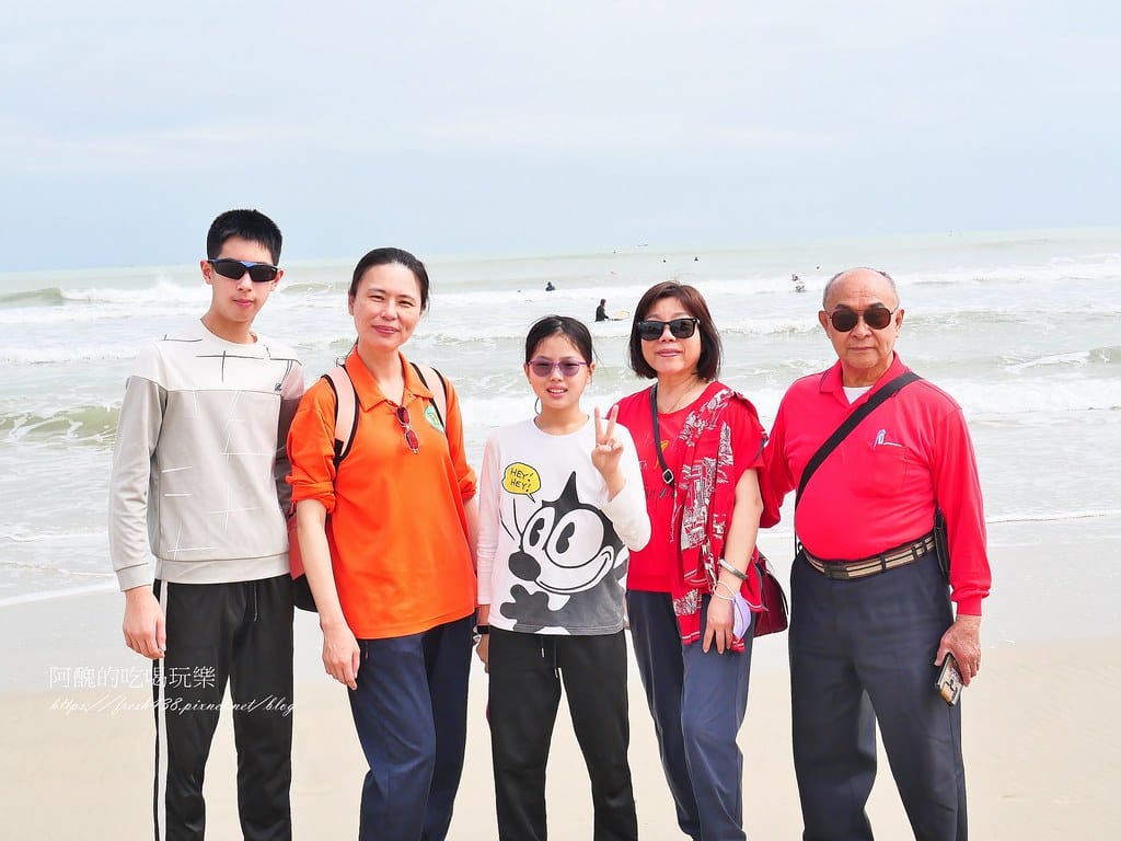 【越南景點】美溪沙灘,聯合國列為「世界6大最美海灘」之一,來到峴港必訪的景點。 - 第17張圖 6