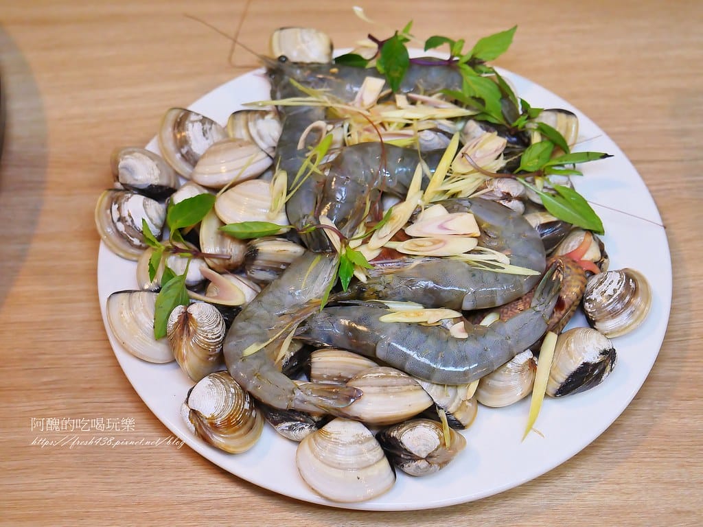 【越南美食】Buffet Hấp Thủy Nhiệt Joki,JOKI日式蒸氣自助餐,峴港平價吃到飽餐廳,海鮮肉品任您吃! - 第28張圖 22