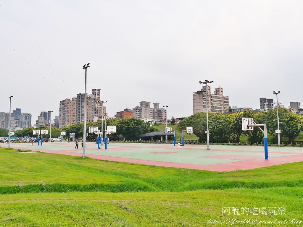 44-5(重陽堤外籃球場)