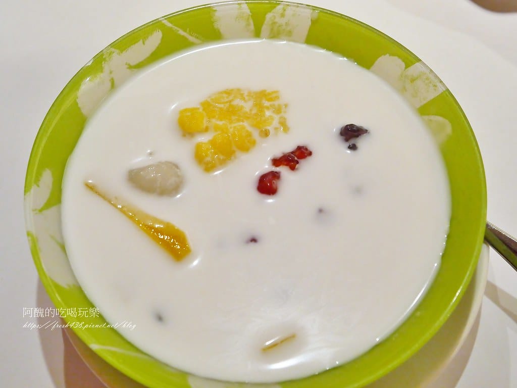 【新北美食】瓦城泰國料理-板橋店,用餐環境佳,必吃檸檬魚、松阪豬、摩摩喳喳! - 第44張圖 29