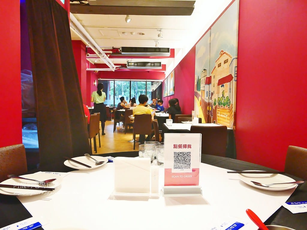 【新北美食】瓦城泰國料理-板橋店,用餐環境佳,必吃檸檬魚、松阪豬、摩摩喳喳! - 第9張圖 8