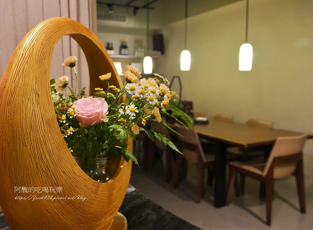 【台北美食】山三石La Roche qui Chante,⼤安區的秘密甜點店,品嘗道地法式薄餅套餐。 - 第12張圖 9