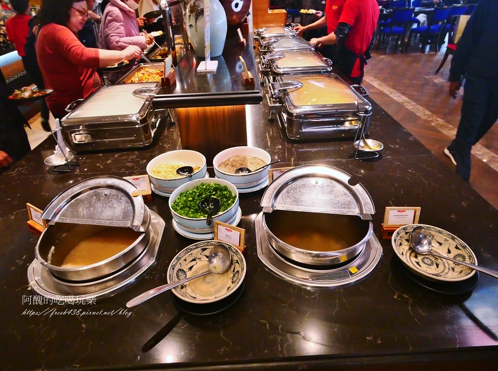 【越南峴港美食】巴拿山四季自助百匯(Four Seasons Buffet Restaurant),品味異國美食,吃到飽超過癮! - 第25張圖 20