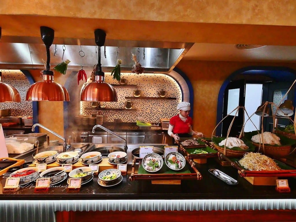 【越南峴港美食】巴拿山四季自助百匯(Four Seasons Buffet Restaurant),品味異國美食,吃到飽超過癮! - 第34張圖 32