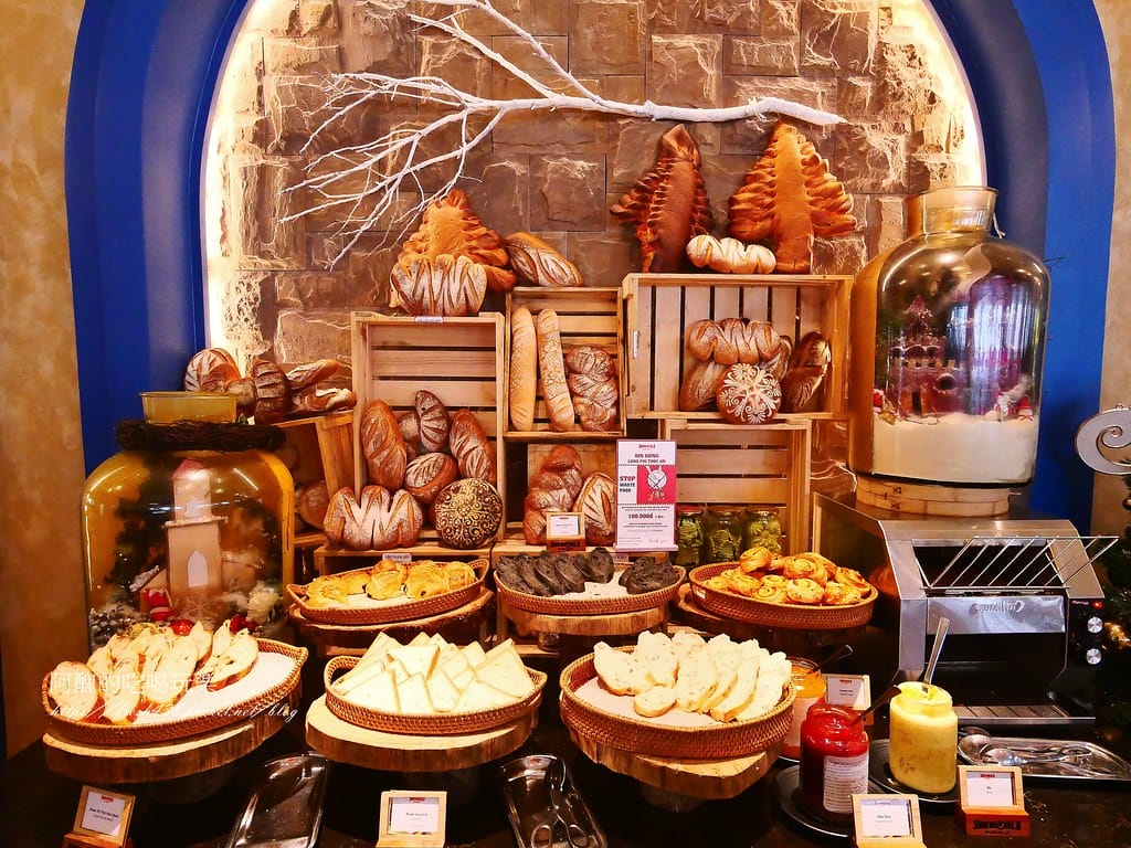 【越南峴港美食】巴拿山四季自助百匯(Four Seasons Buffet Restaurant),品味異國美食,吃到飽超過癮! - 第26張圖 28
