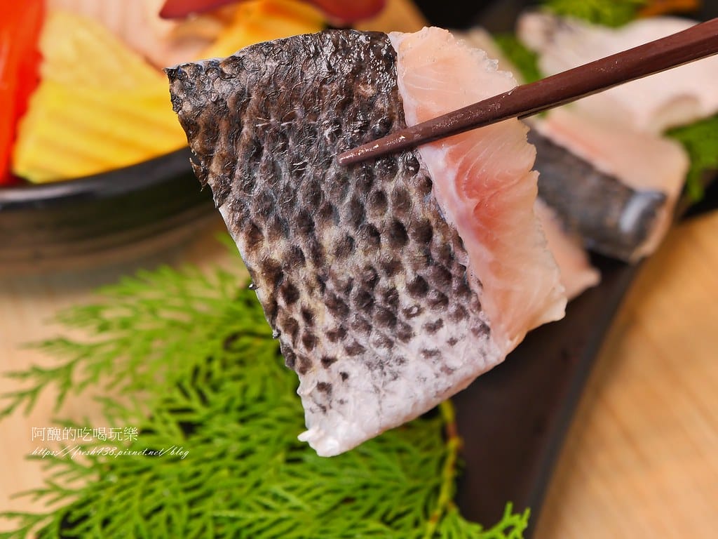 【新北美食】侯黑鍋物-蘆洲店,一個人也能吃酸菜鍋,免服務費超划算。 - 第39張圖 47