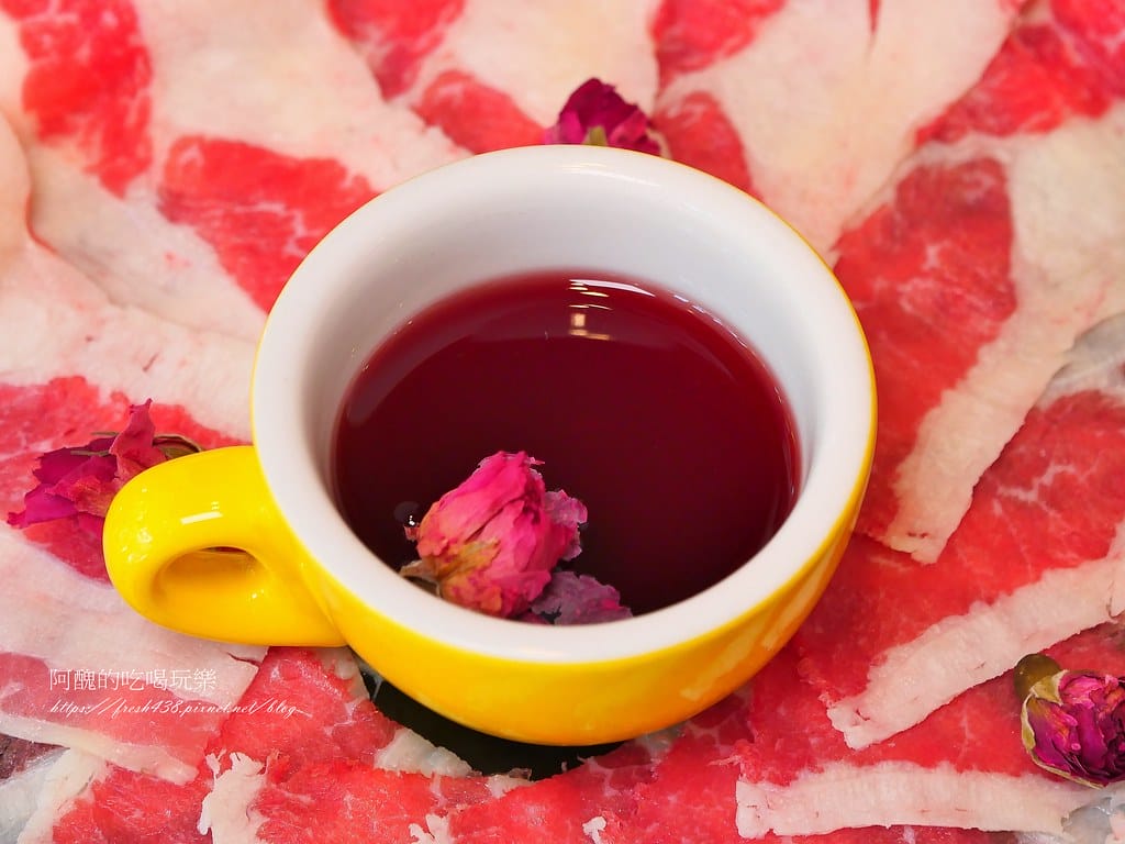 【新北美食】侯黑鍋物-蘆洲店,一個人也能吃酸菜鍋,免服務費超划算。 - 第51張圖 34-2