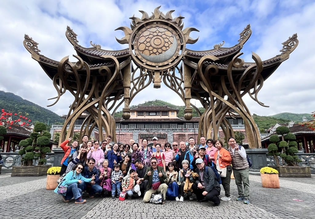 【越南峴港景點】巴拿山佛手金橋,此生必遊!巴拿山一日遊全攻略。 - 第122張圖 63