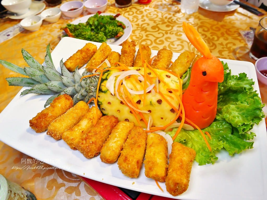 【峴港美食】Huế Xưa Nhà Hàng & Cafe(老地方餐廳),古色古香的庭園餐廳。(#4045678788) - 第17張圖 13