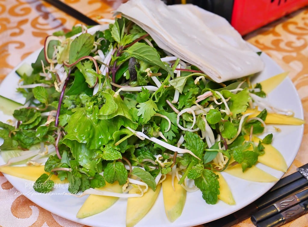 【峴港美食】Huế Xưa Nhà Hàng & Cafe(老地方餐廳),古色古香的庭園餐廳。 - 第26張圖 21