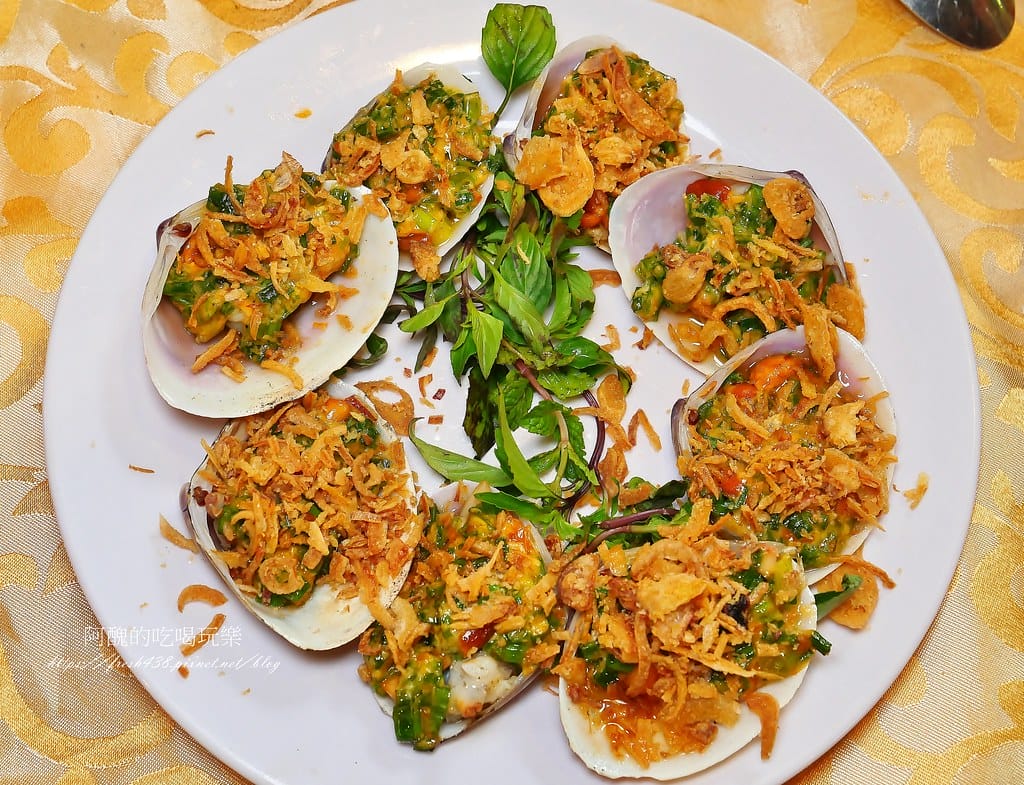 【峴港美食】Huế Xưa Nhà Hàng & Cafe(老地方餐廳),古色古香的庭園餐廳。 - 第21張圖 17