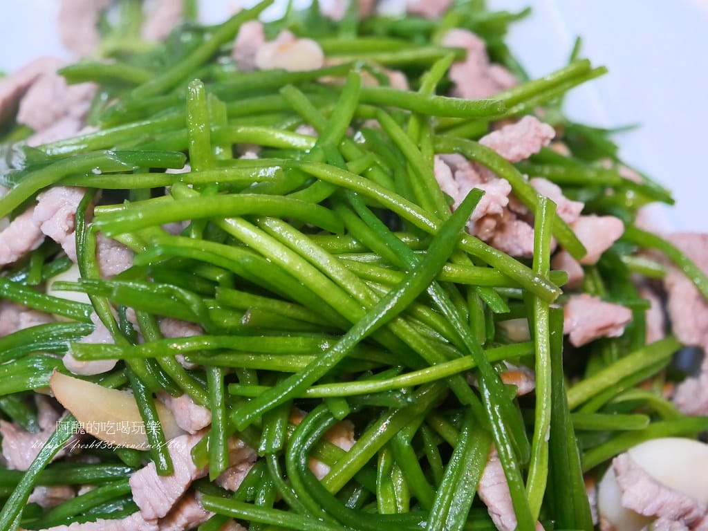 水蓮炒肉絲,清脆爽口,這樣煮不會過老,好吃度破表。 - 第13張圖 P1067063