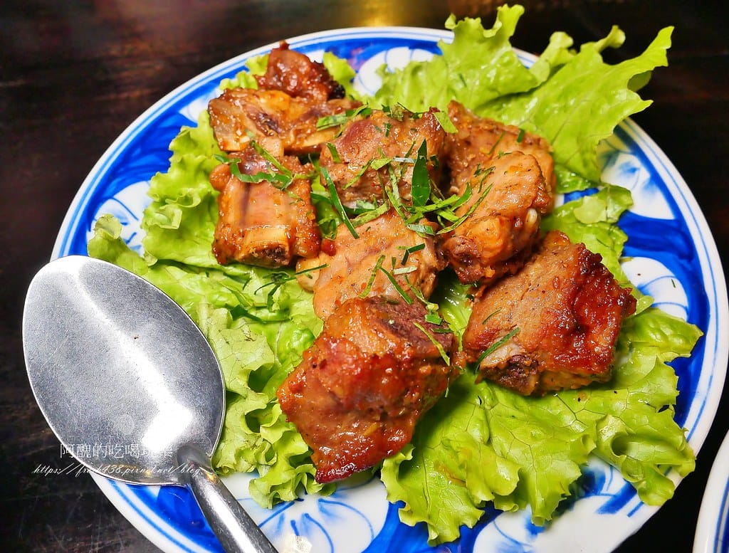 【越南美食】Lê Bá Truyền II Garden Restaurant,日式建築超吸睛,會安風味餐,必吃高樓麵(Cao lầu)。 - 第22張圖 16