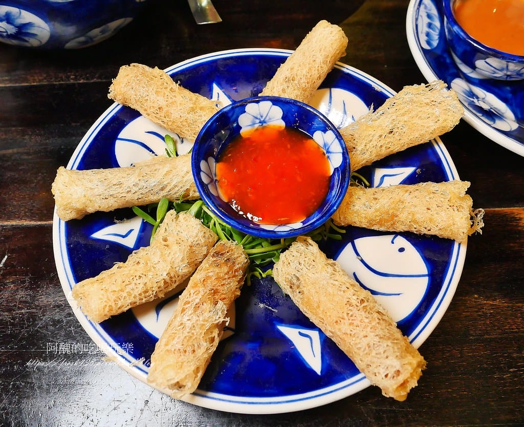【越南美食】Lê Bá Truyền II Garden Restaurant,日式建築超吸睛,會安風味餐,必吃高樓麵(Cao lầu)。 - 第17張圖 11