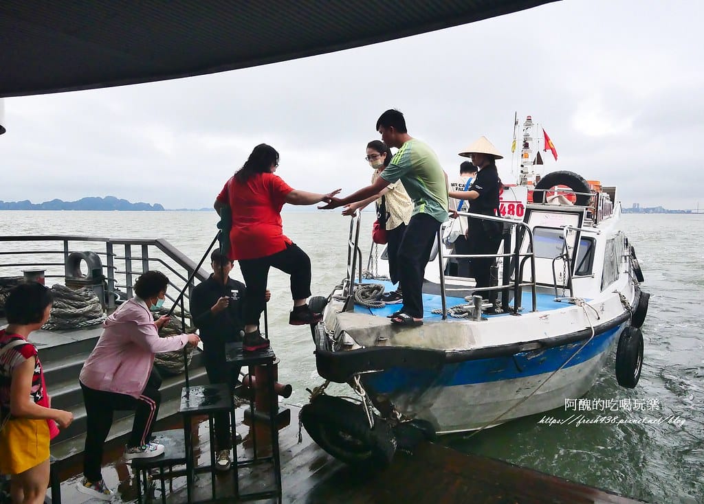 【北越景點】Hang Sung Sot(驚訝洞)、Ti Top Island(英雄島),下龍灣必遊的景點。 - 第3張圖 1