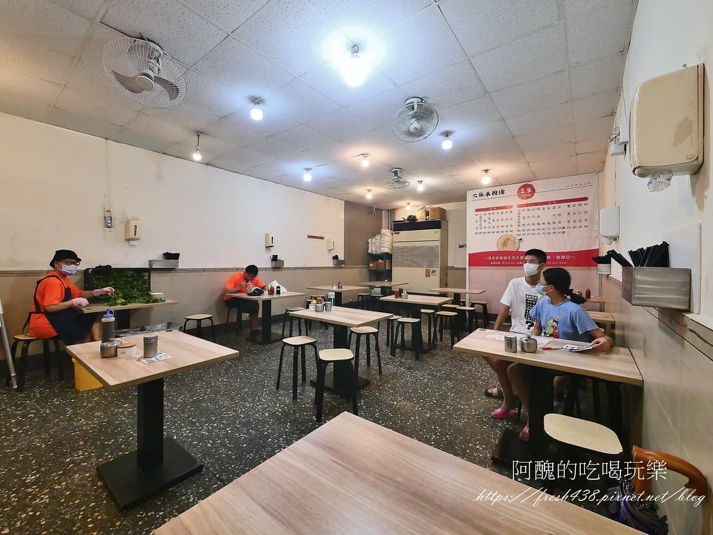 【新店區美食】新店區早午餐、晚餐、宵夜吃什麼?七張米粉湯等您來嘗鮮。 - 第6張圖 3