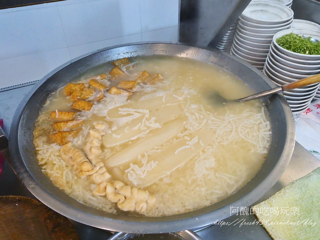 【新店區美食】新店區早午餐、晚餐、宵夜吃什麼?七張米粉湯等您來嘗鮮。 - 第11張圖 9