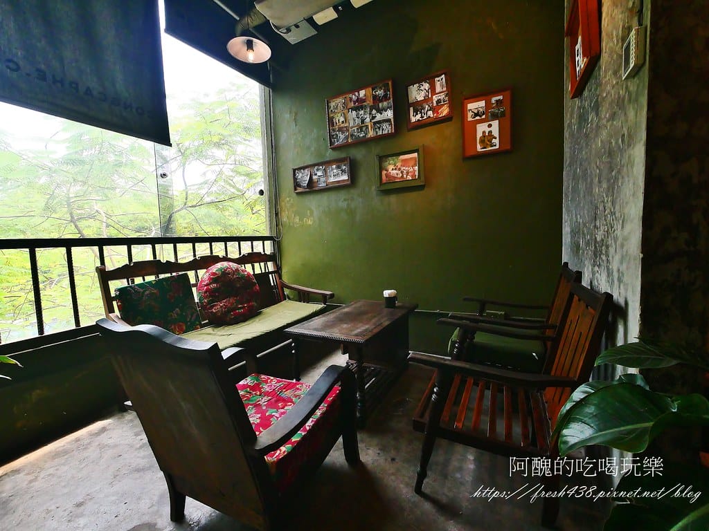 【河內美食】Cộng Cà Phê連鎖咖啡廳,越共咖啡這裡喝,必點椰子咖啡冰沙! - 第13張圖 9