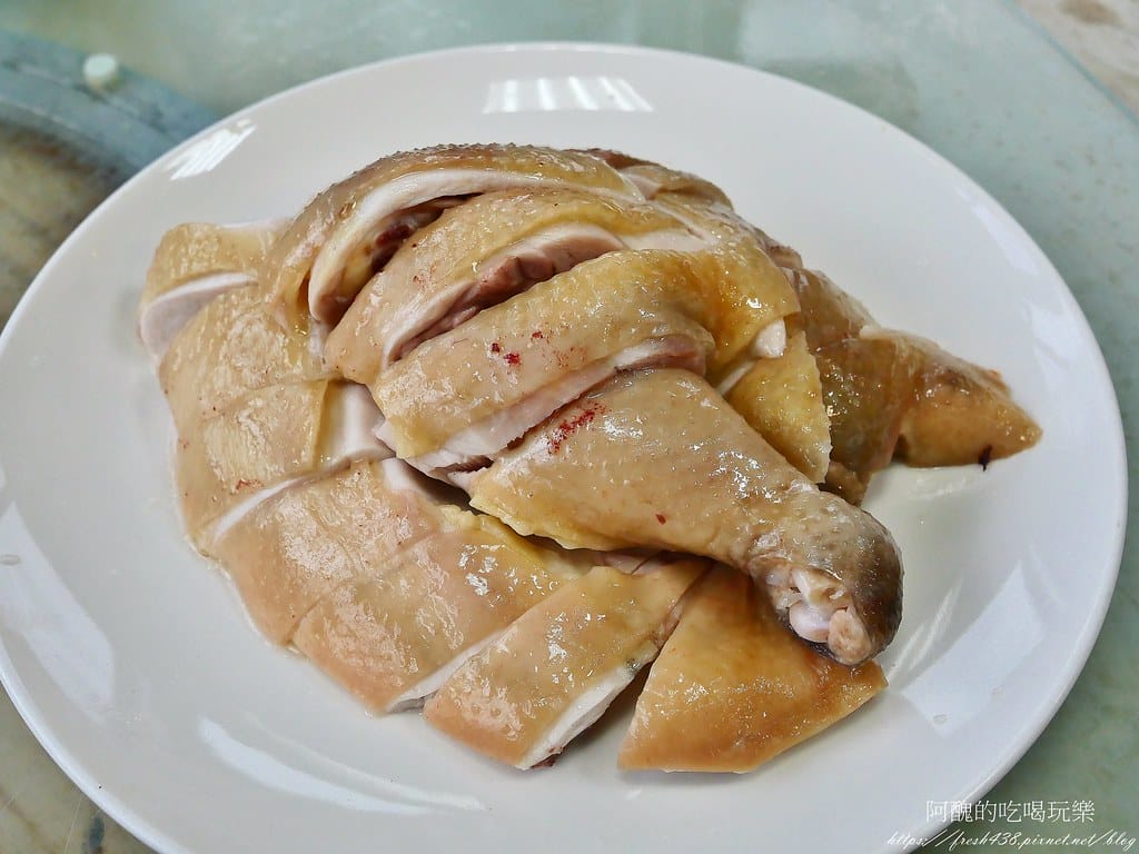 【新北美食】烏來i客棧,平價美味的餐廳,大推山鱸魚及白斬雞! 【新北美食】烏來i客棧,平價美味的餐廳,大推山鱸魚及白斬雞!