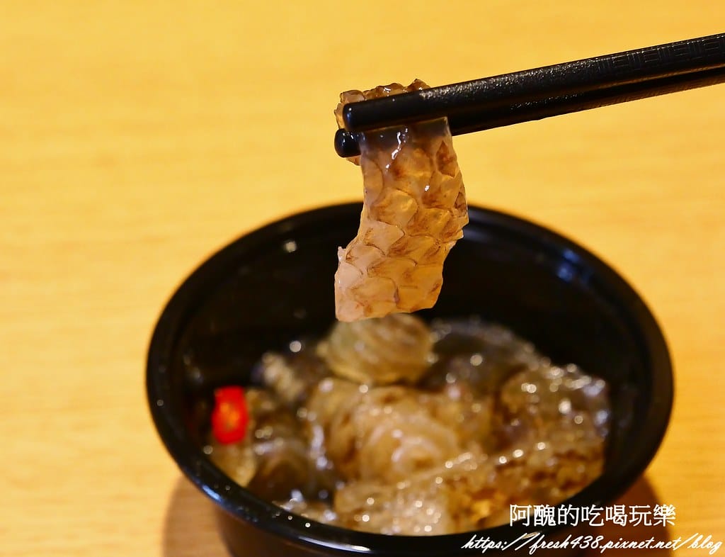 【桃園美食】集英會牛肉麵館-文化店，湯頭濃郁、牛肉大塊，提供
