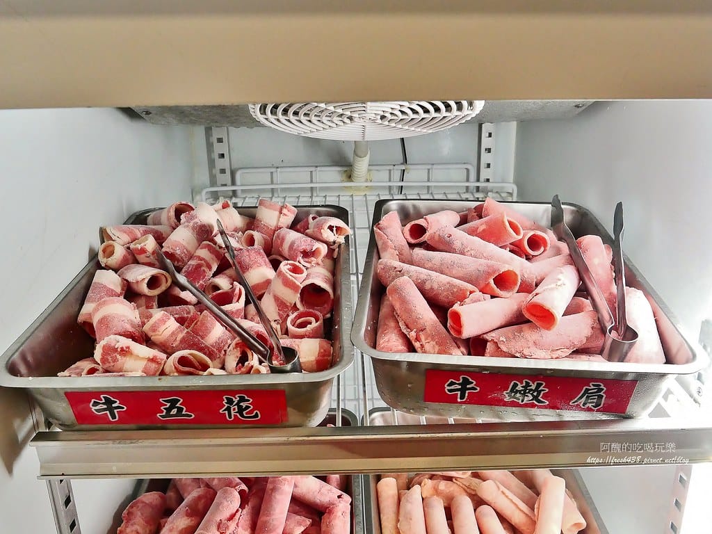 【樹林美食】羊霸天下-樹林店，羊肉爐吃到飽餐廳，各樣鮮美食材