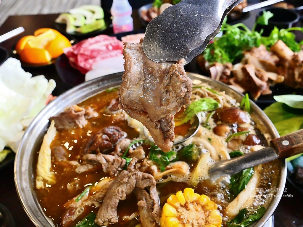 【樹林美食】羊霸天下-樹林店，羊肉爐吃到飽餐廳，各樣鮮美食材