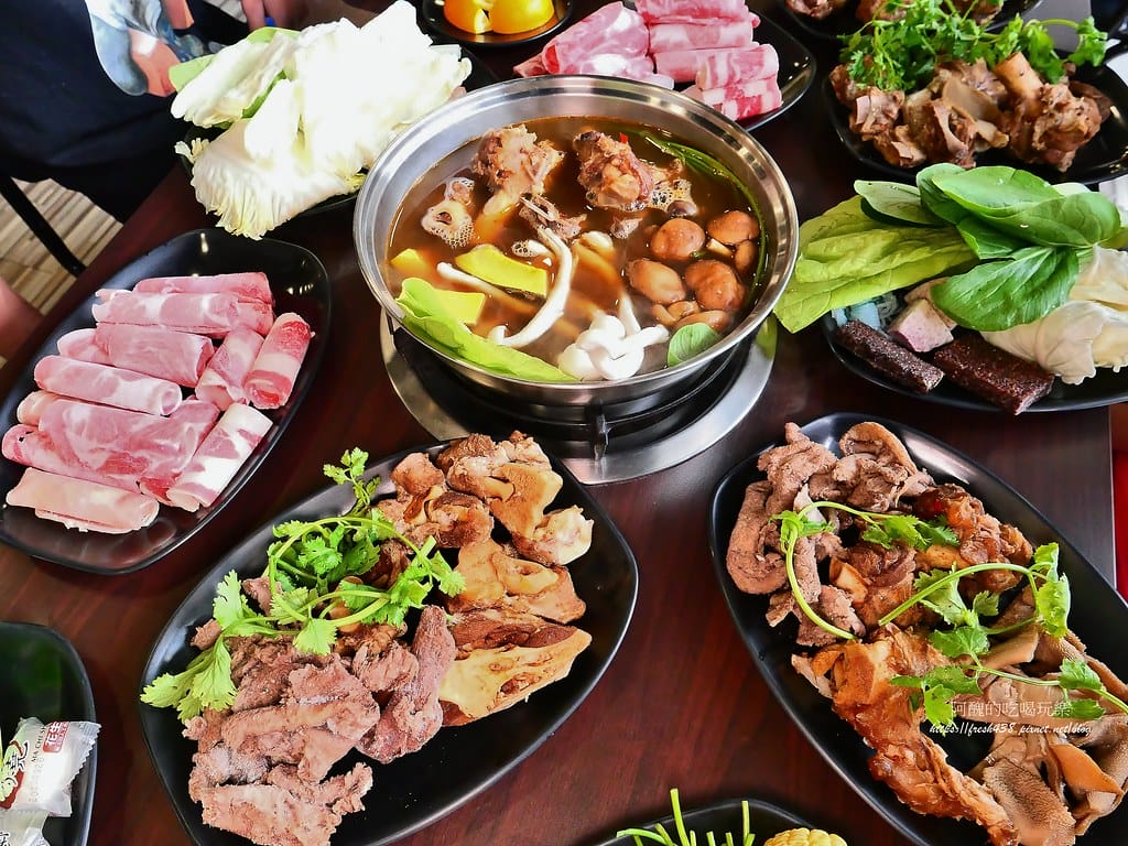 【樹林美食】羊霸天下-樹林店，羊肉爐吃到飽餐廳，各樣鮮美食材
