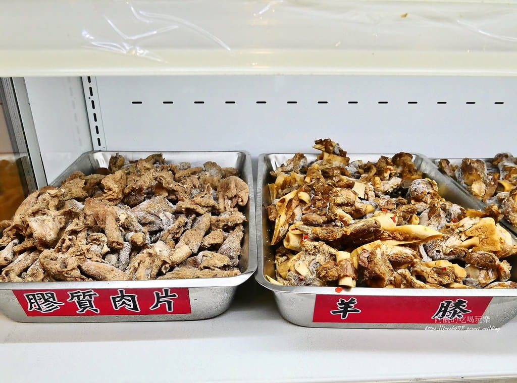 【樹林美食】羊霸天下-樹林店，羊肉爐吃到飽餐廳，各樣鮮美食材