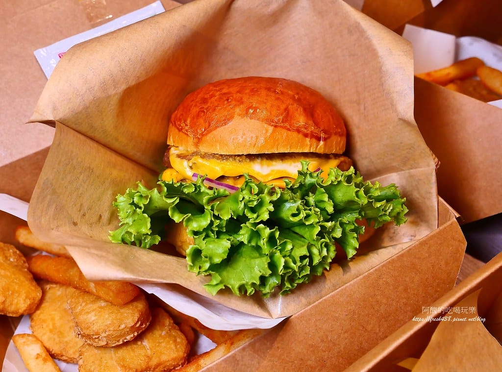 【新北美食】One Burger，鄰近樹林與新莊的美式漢堡店
