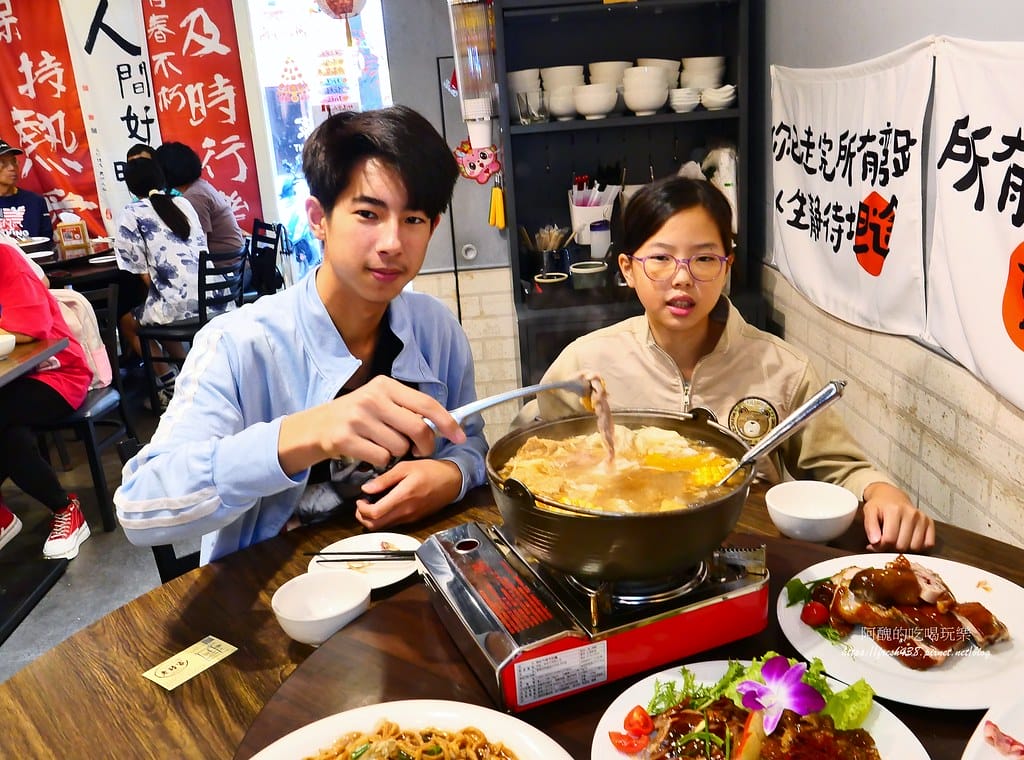 【台北美食】老睦家,知名台菜料理,必吃炒鱔魚、汕頭沙茶火鍋, 【台北美食】老睦家,知名台菜料理,必吃炒鱔魚、汕頭沙茶火鍋,