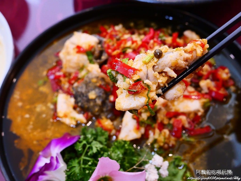 【小巨蛋中餐推薦】皇宴天成精緻中式料理｜聚餐首選，道地川味菜