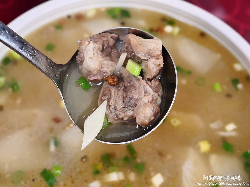 【小巨蛋中餐推薦】皇宴天成精緻中式料理｜聚餐首選，道地川味菜
