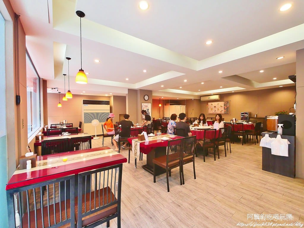 【小巨蛋中餐推薦】皇宴天成精緻中式料理｜聚餐首選，道地川味菜