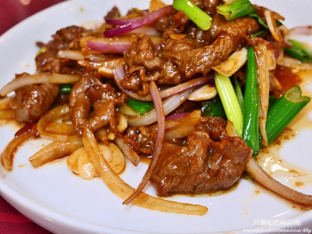 【小巨蛋中餐推薦】皇宴天成精緻中式料理｜聚餐首選，道地川味菜