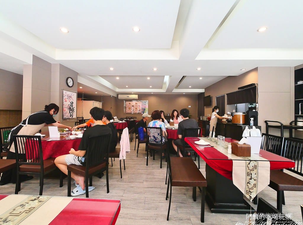【小巨蛋中餐推薦】皇宴天成精緻中式料理｜聚餐首選，道地川味菜