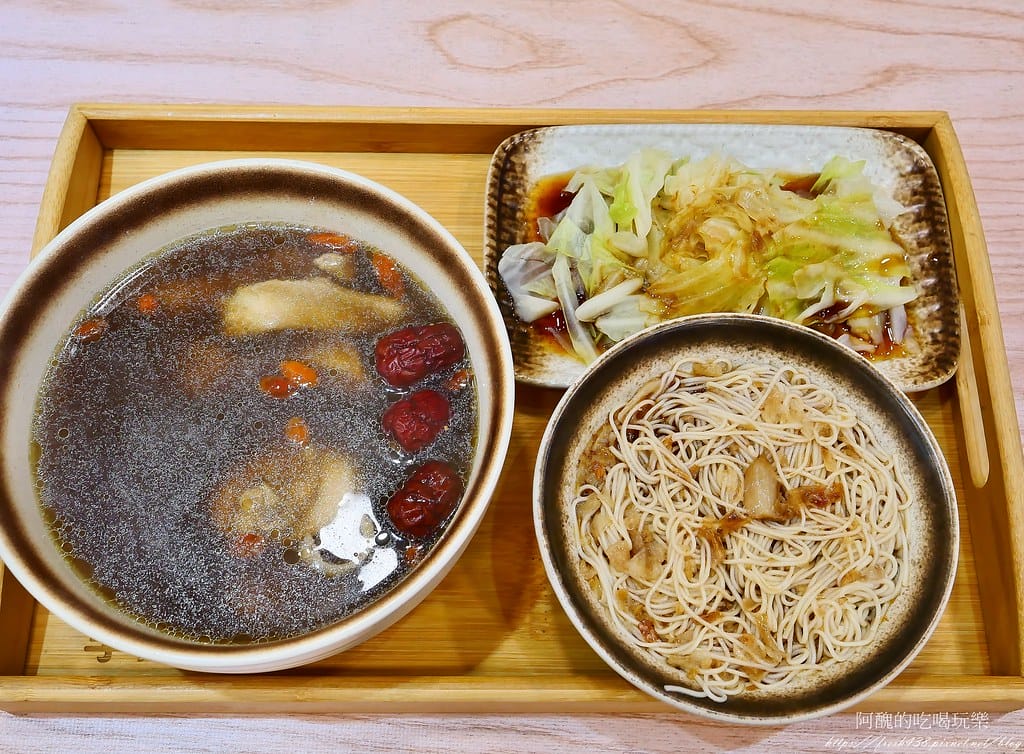 【中和雞湯推薦】享雞湯在地人最愛！中和必喝溫潤系雞湯、平價補