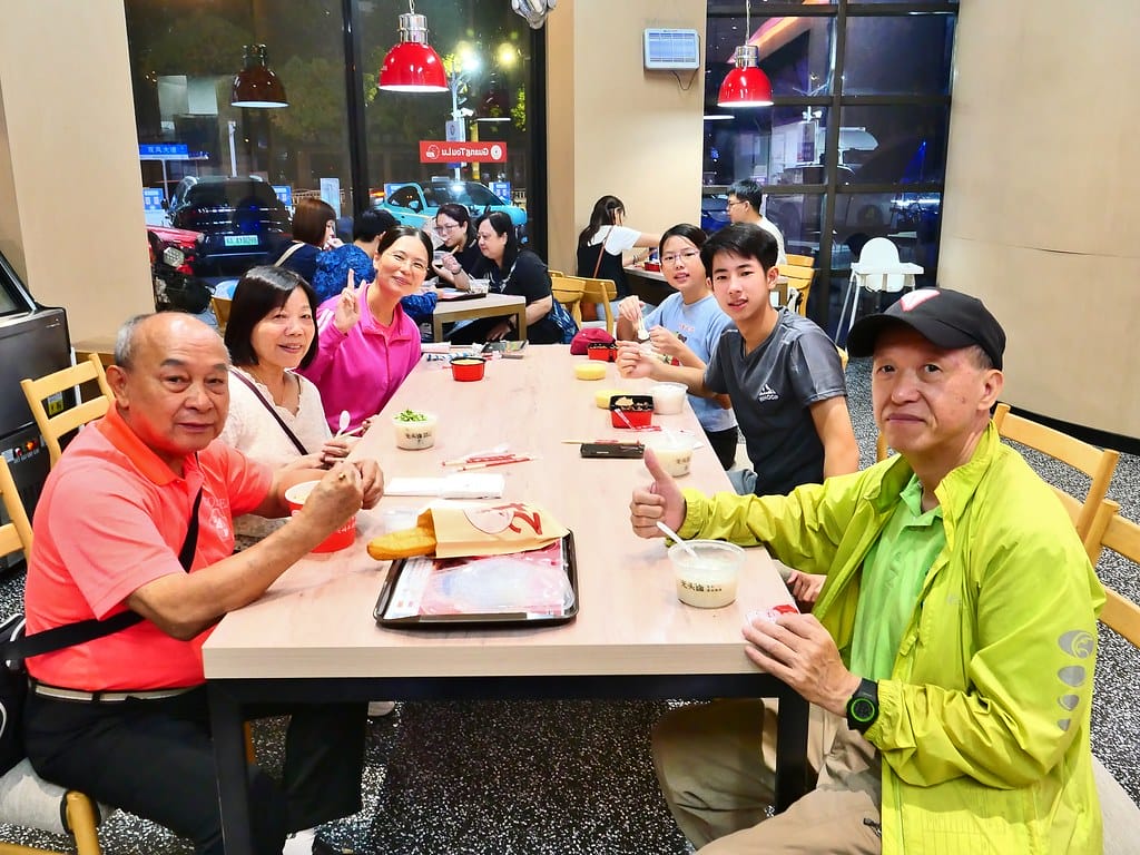 【湖北美食推薦】光頭鹵黃陂店｜超辣滷味必吃攻略、菜單與評價一
