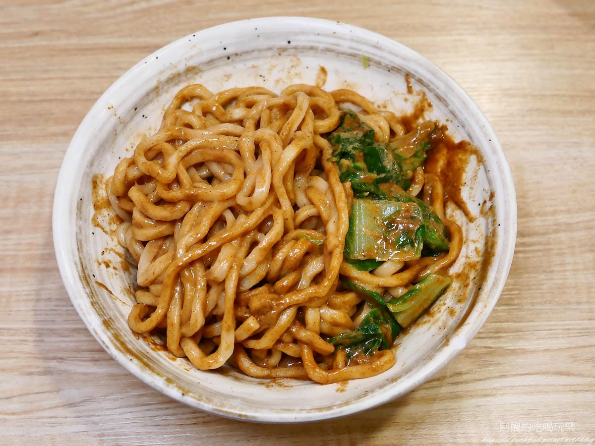 中和米粉湯｜在地人最愛的消夜美食！必點小菜與營業時間一次看