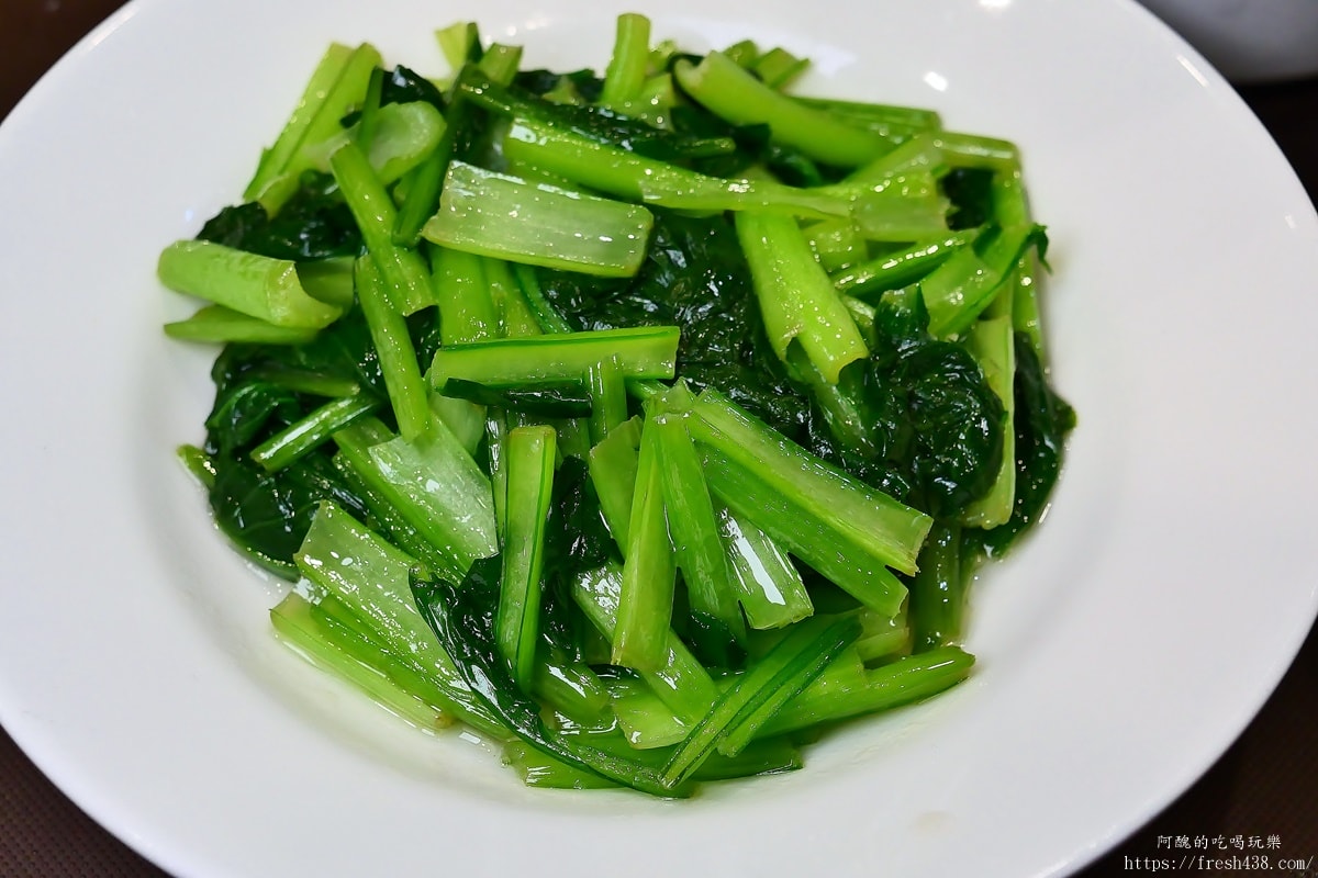元氣十盅中壢店｜原台G創始店二代傳承，蒸煮雞湯食補美容推薦