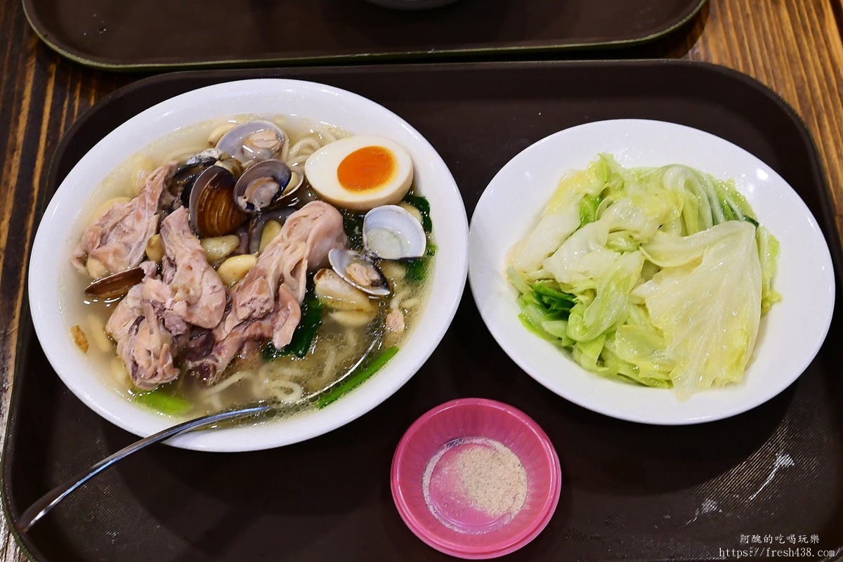元氣十盅中壢店｜原台G創始店二代傳承，蒸煮雞湯食補美容推薦