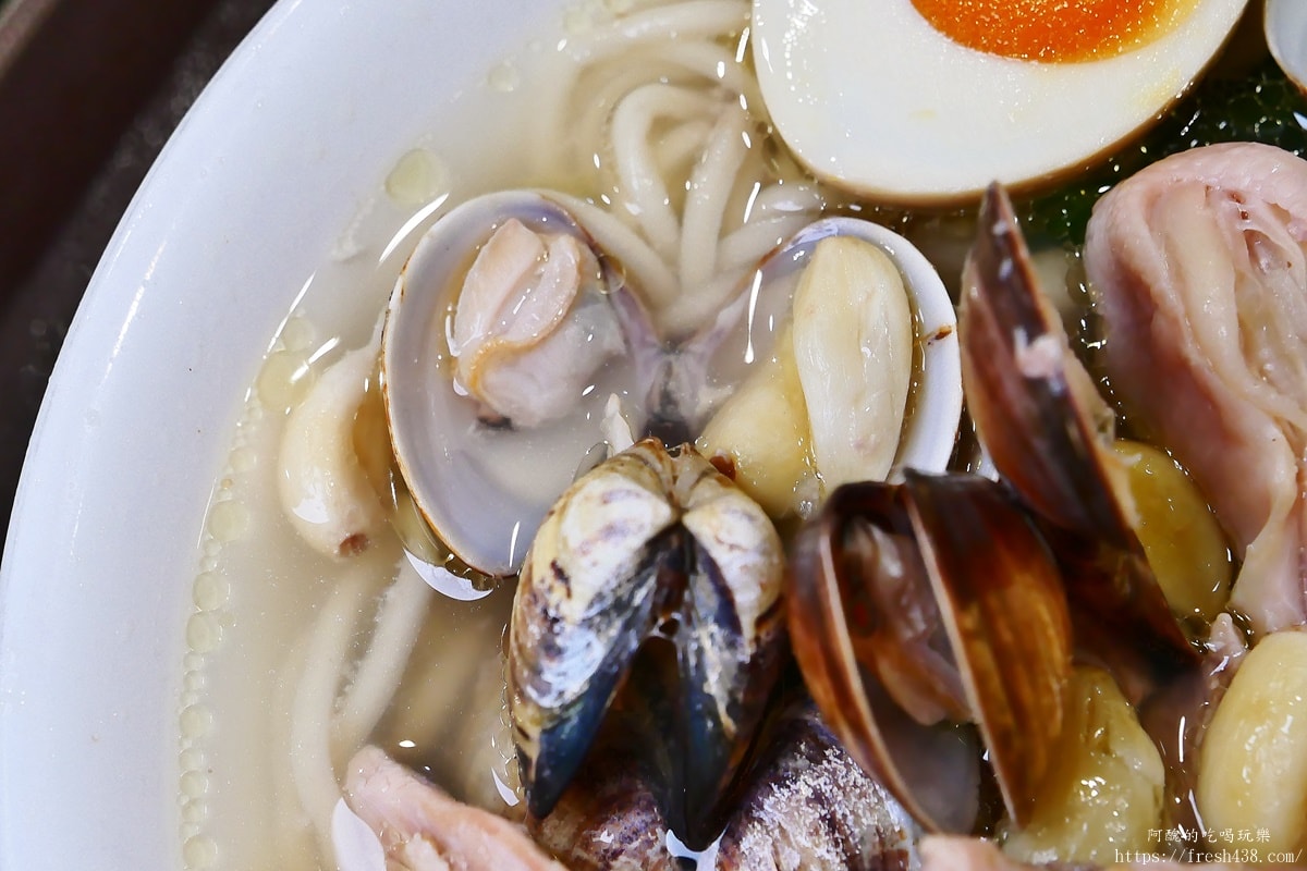 元氣十盅中壢店｜原台G創始店二代傳承，蒸煮雞湯食補美容推薦